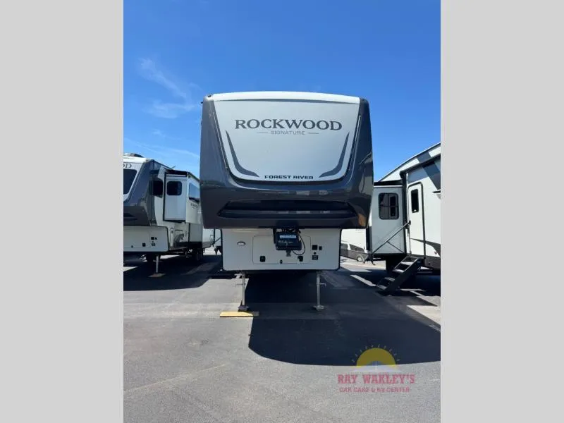 2026 Forest River Rockwood Signature 401SFB - Photo 4
