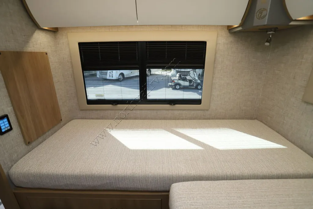 2026 Tiffin Wayfarer 25 XLW, Photos photo 6