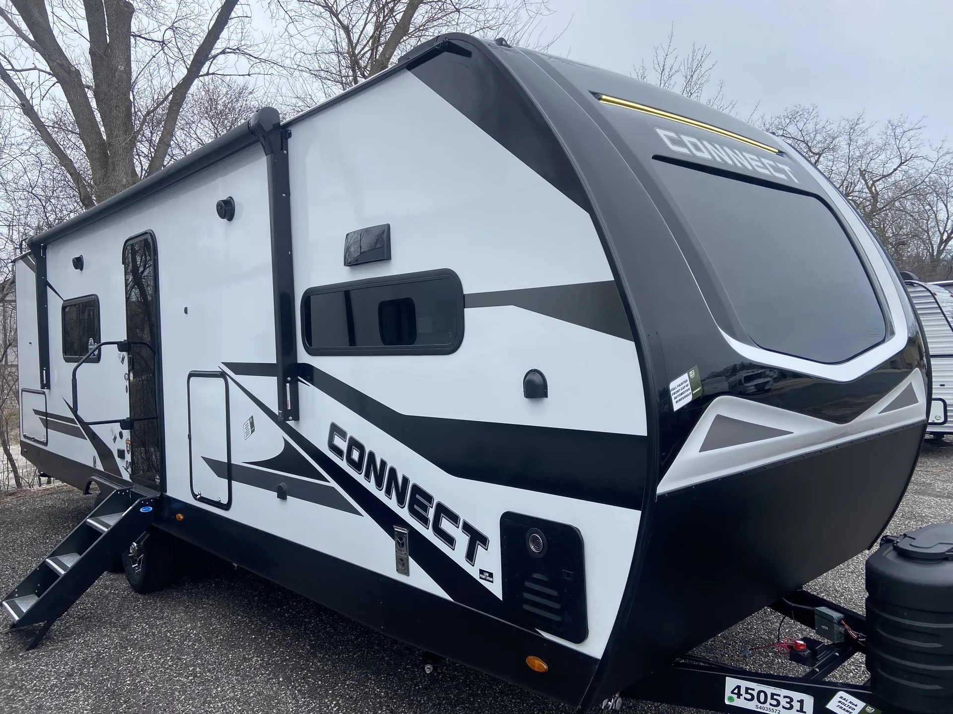 2025 K-Z Connect C282FKK - Photo 2