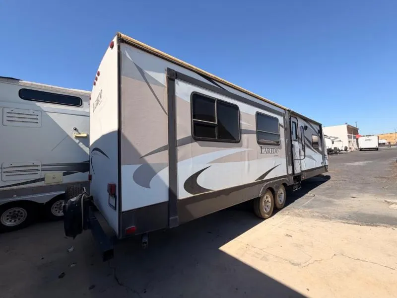 2016 Keystone RV Laredo 314RE - Photo 4