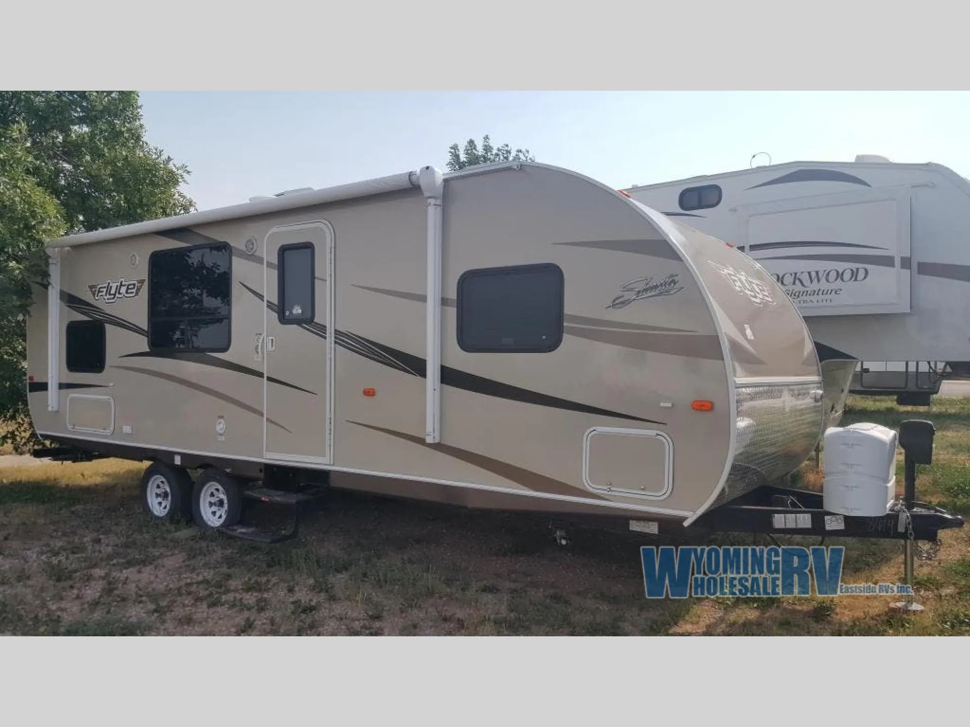 2017 Shasta Flyte 255RS - Photo 3