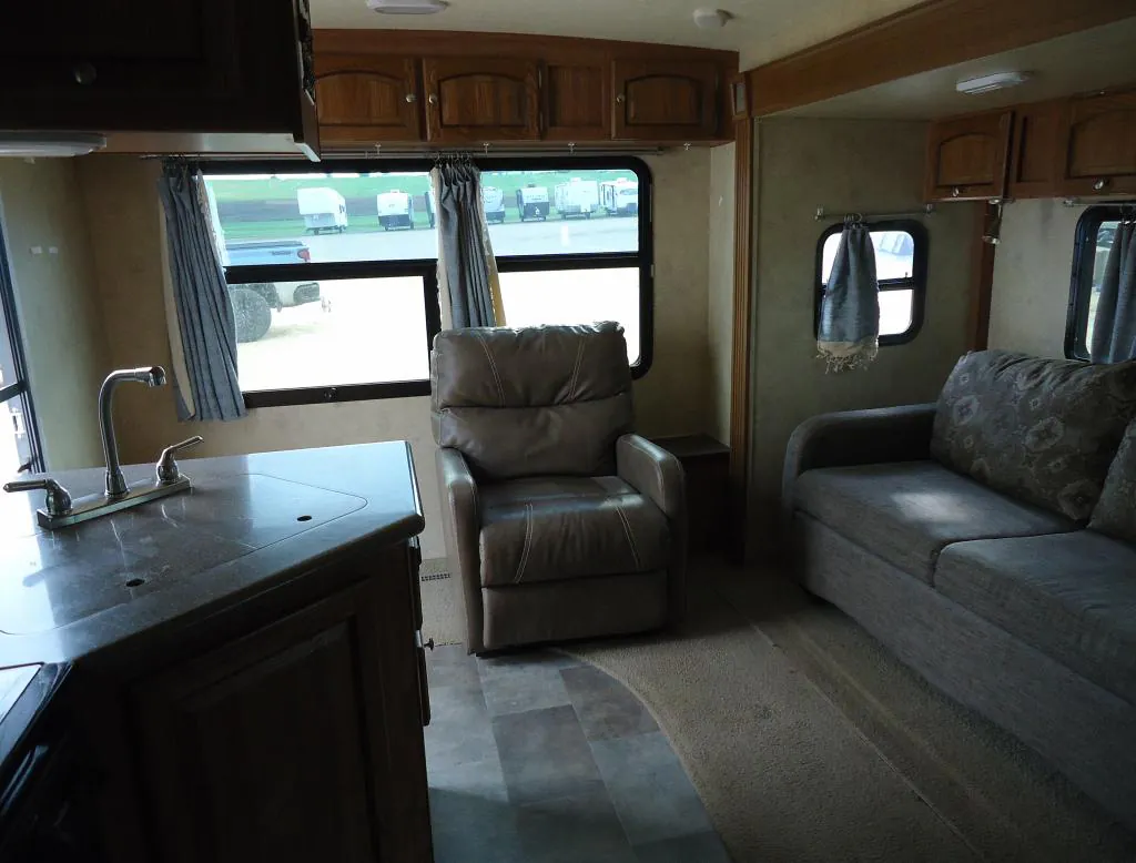2014 Forest River Flagstaff Super Lite 26RLWS — Photo 7
