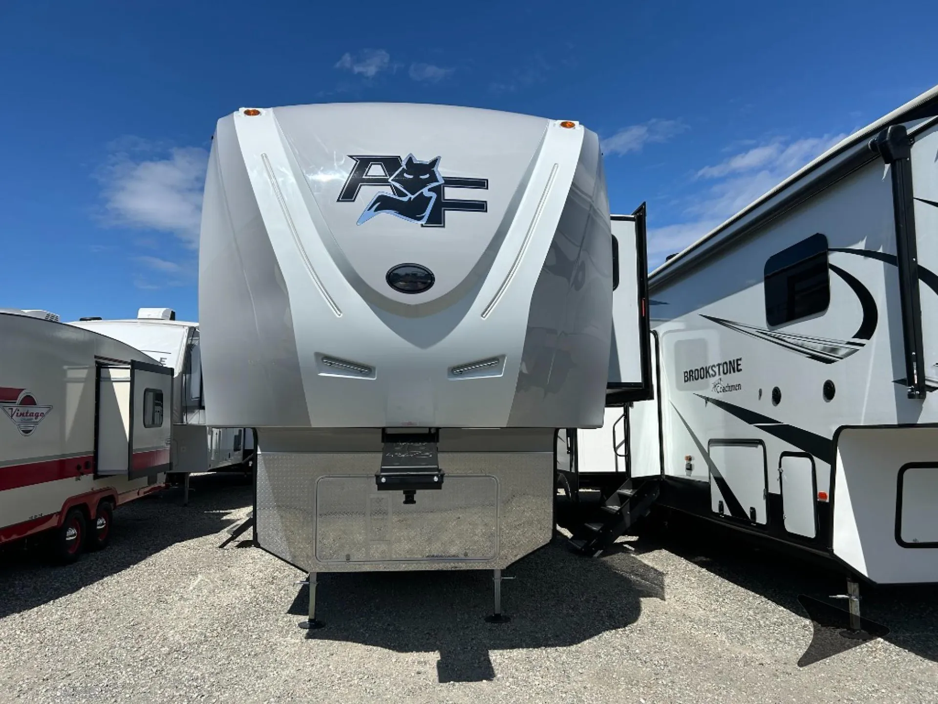 2027 Northwood Arctic Fox NXT 365VS - Photo 4