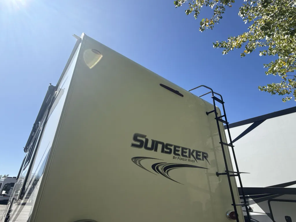 2019 Forest River Sunseeker 2440DS, Photos photo 2