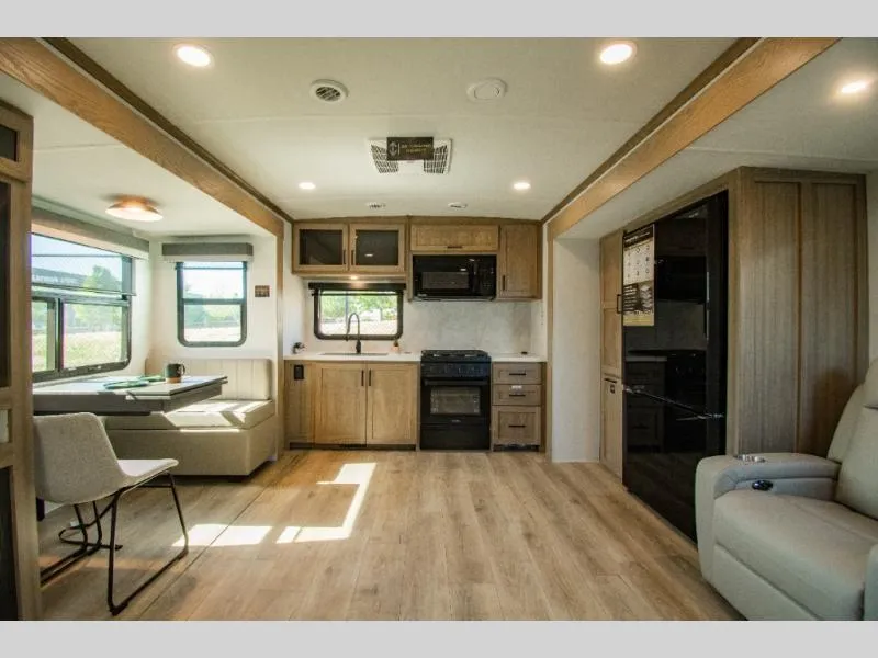 2026 Forest River Rockwood Signature 8332SB - Photo 4