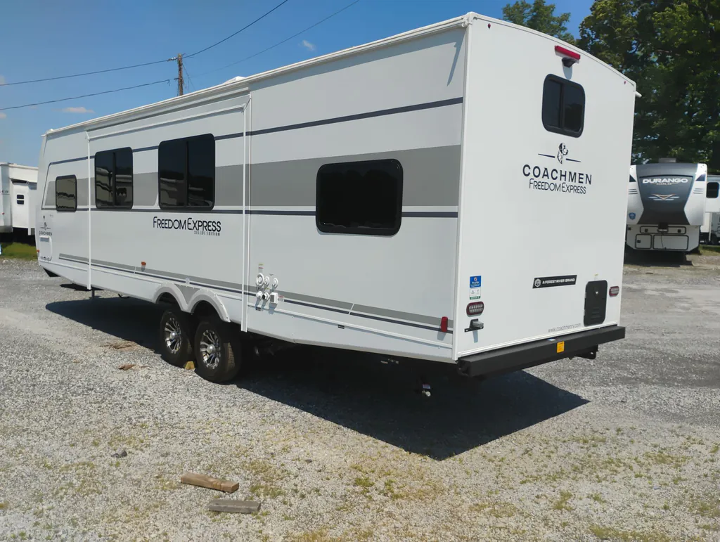 2026 Coachmen Freedom Express Select 30SE, Photos photo 6
