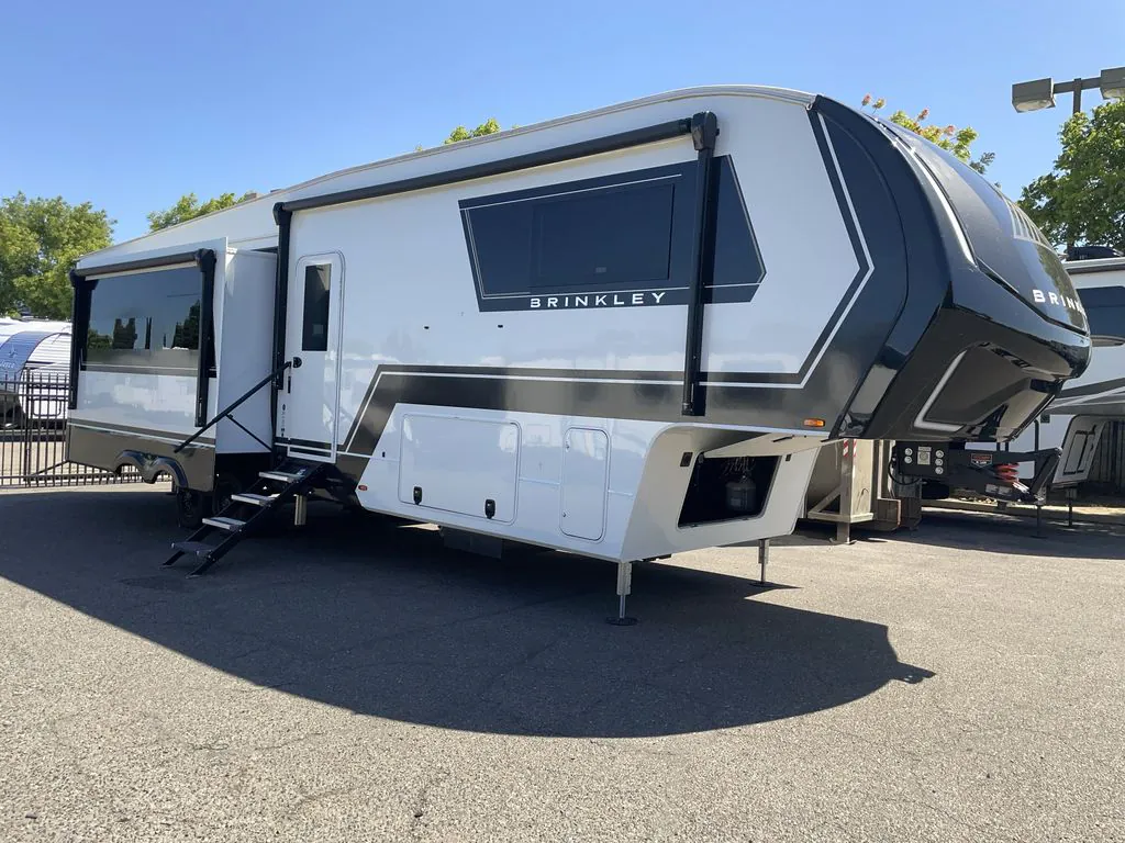 2025 Brinkley Model Z 3400 - Photo 2