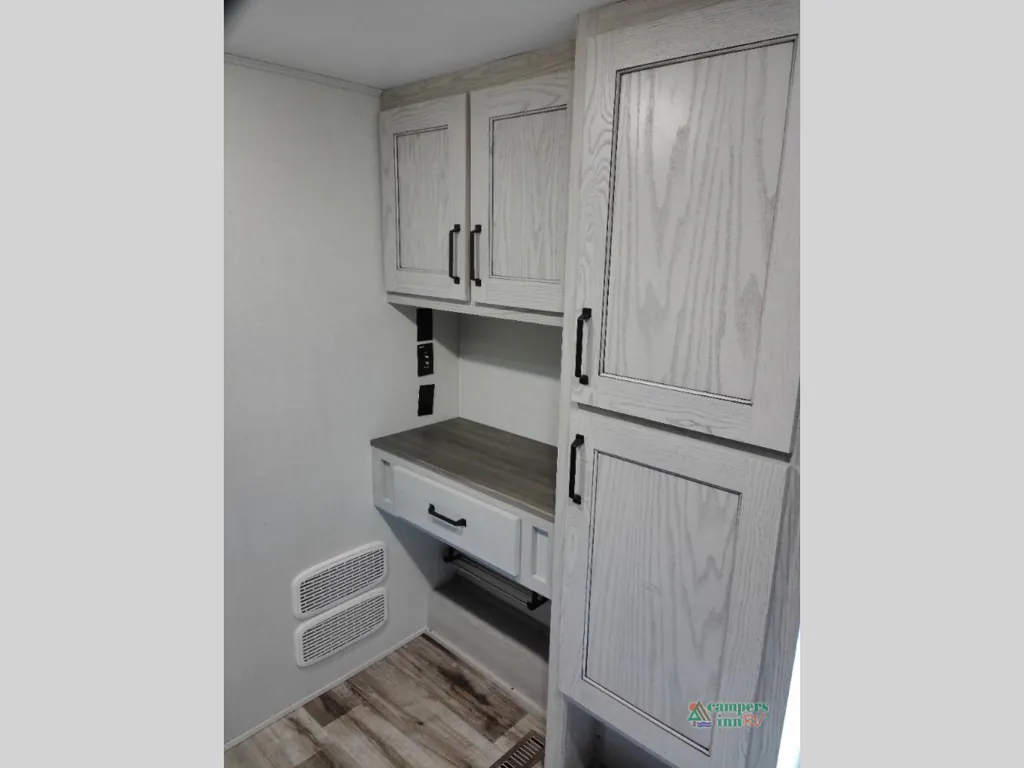 2023 Keystone Montana High Country 385BR, Photos photo 35