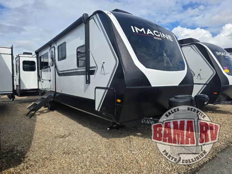 2026 Grand Design Imagine 3100RD - Photo 2