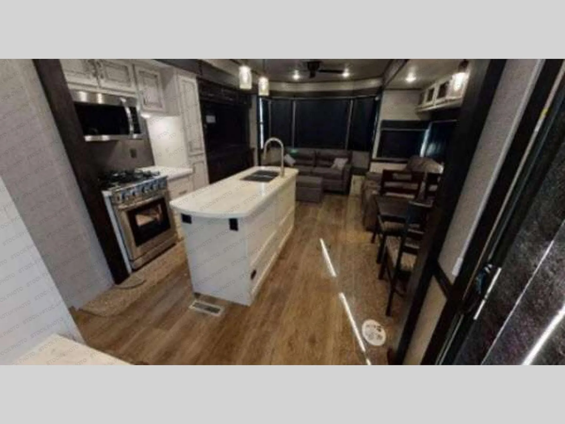 2021 Jayco Jay Flight Bungalow 40LOFT - Photo 3
