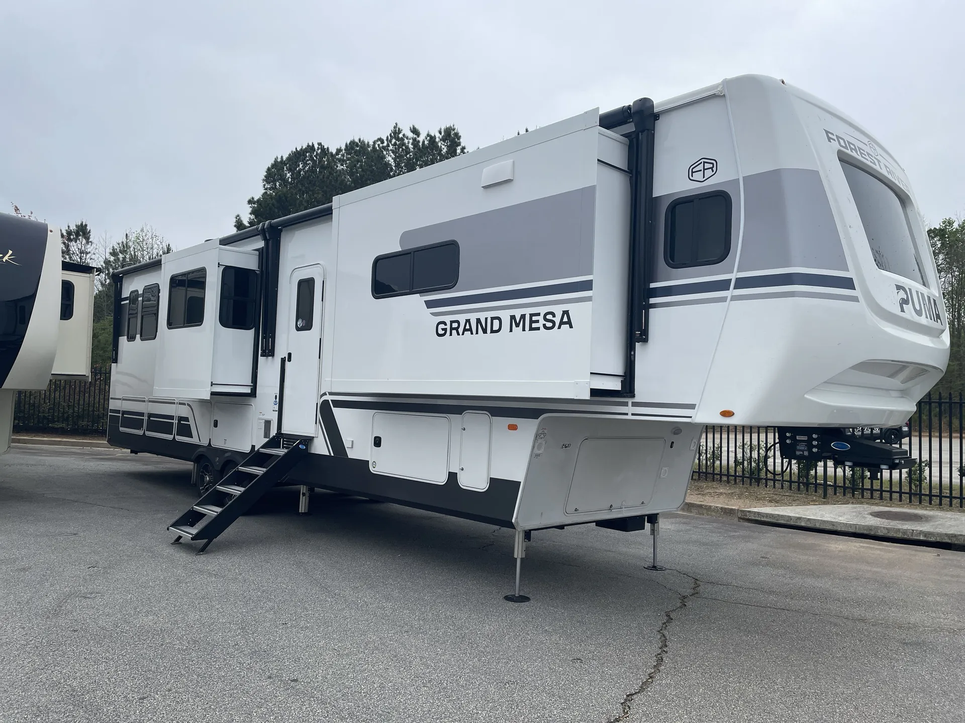 2026 Forest River Puma Grand Mesa 395FKL — campside