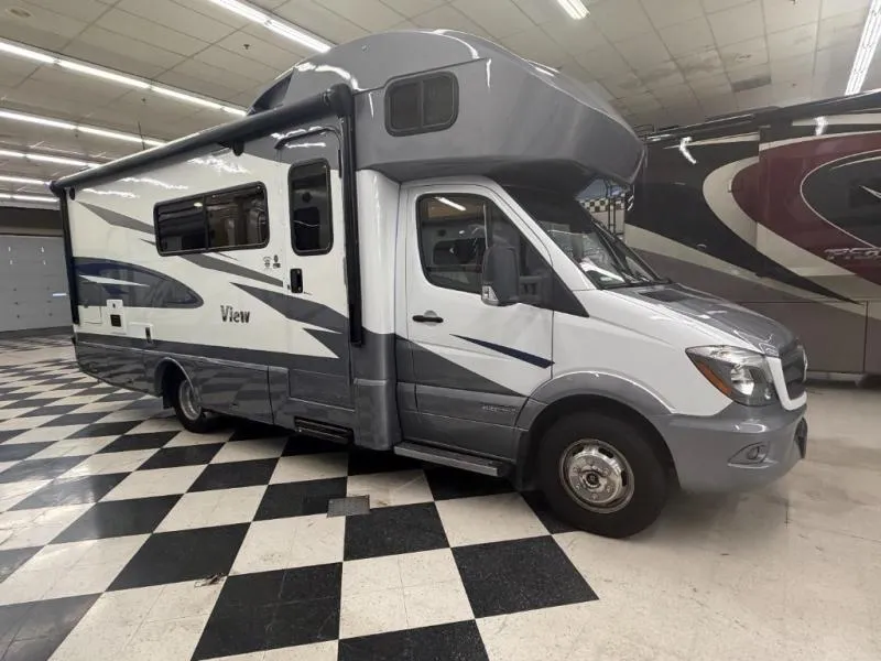 2019 Winnebago View 24D - Photo 2