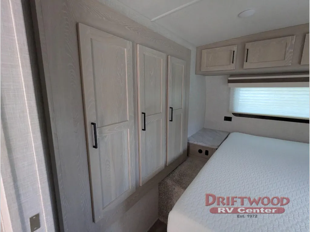 2023 Forest River Rockwood Mini Lite 2511S, Photos photo 13