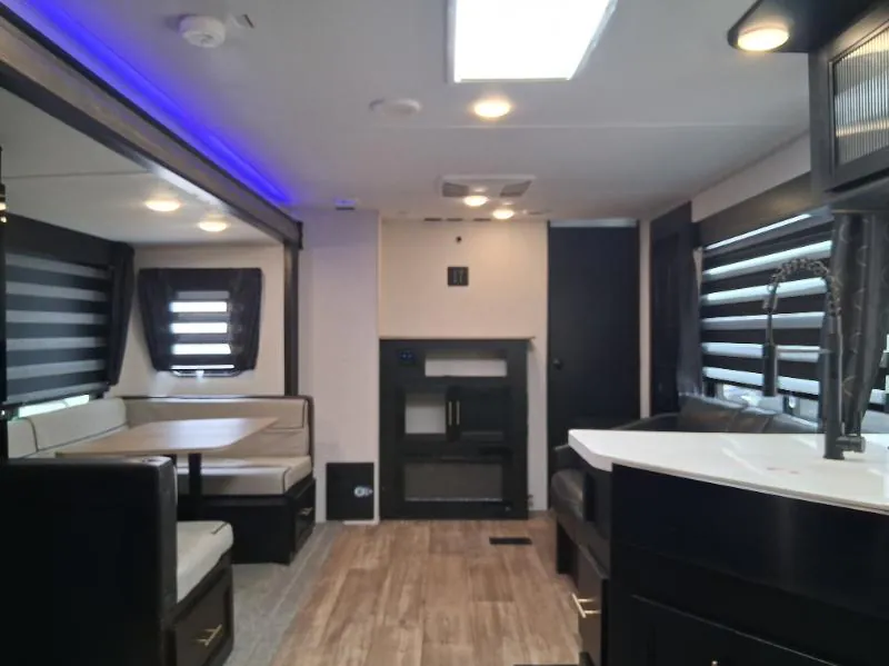 2022 Forest River Cherokee 274BRB — Photo 5