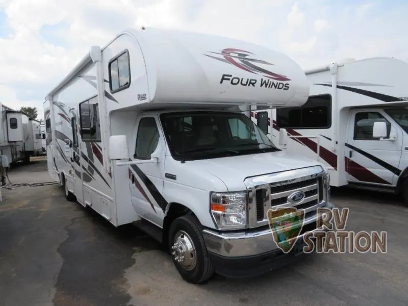2022 Thor Motor Coach Four Winds 31EV - Photo 2