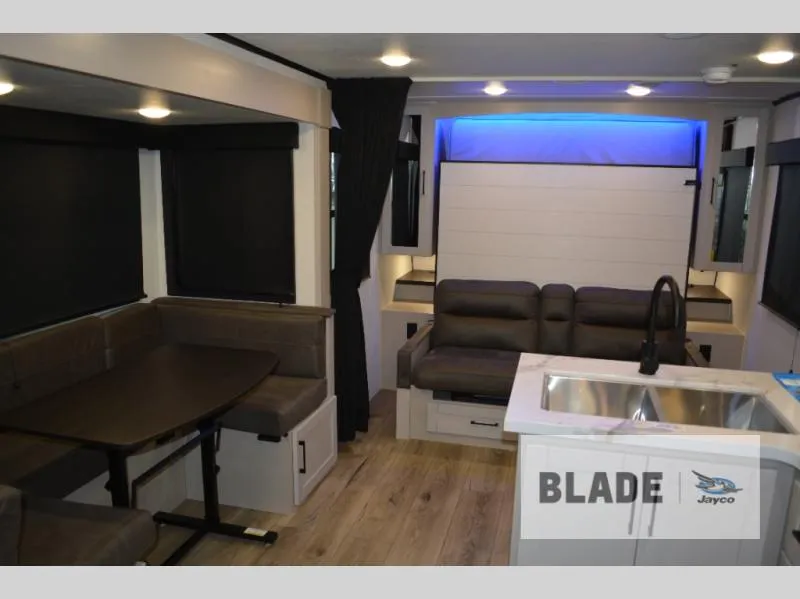 2026 Jayco Jay Feather 23MBD - Photo 3