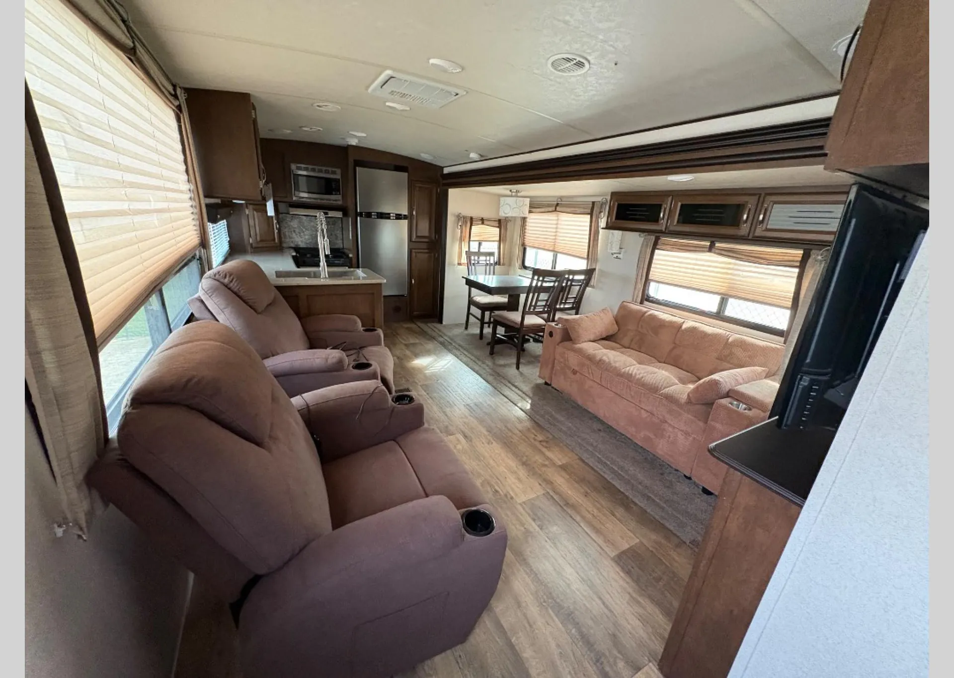 2018 Forest River Salem Hemisphere Lite 282RK — Photo 7