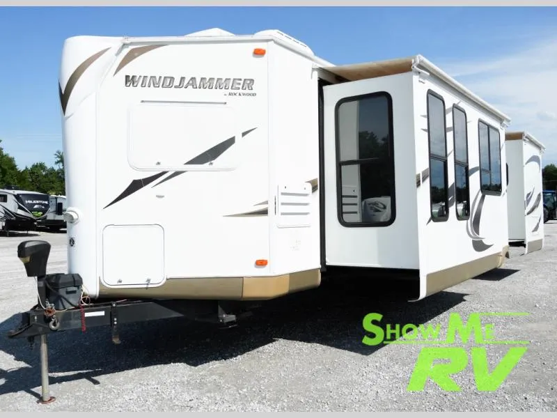 2012 Forest River RV Rockwood Wind Jammer 3008W - Photo 2