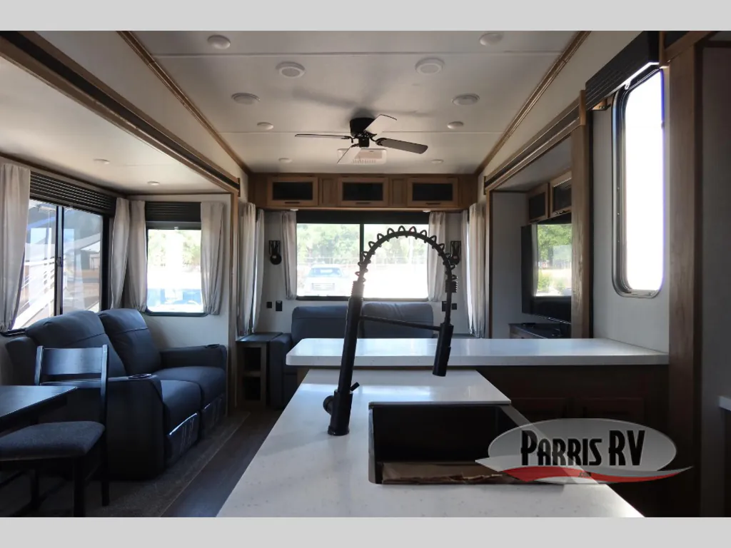 2023 Forest River Sabre 38RLH, Photos photo 17
