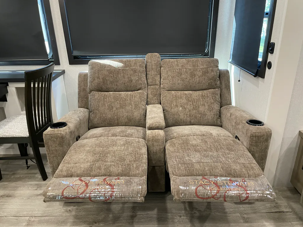 2026 Jayco Eagle 321RSTS, Photos photo 12