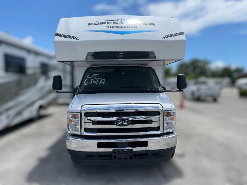 2026 Forest River Sunseeker 2850S LE - Photo 3