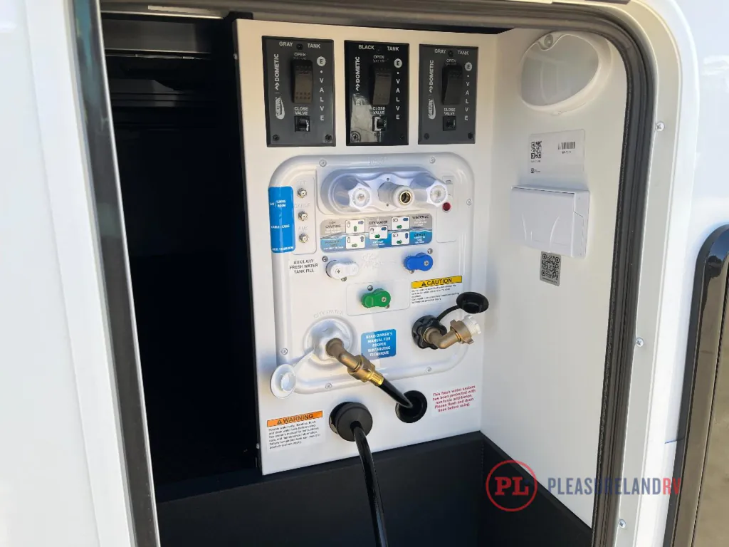 2026 Brinkley Model Z 3515, Photos photo 5