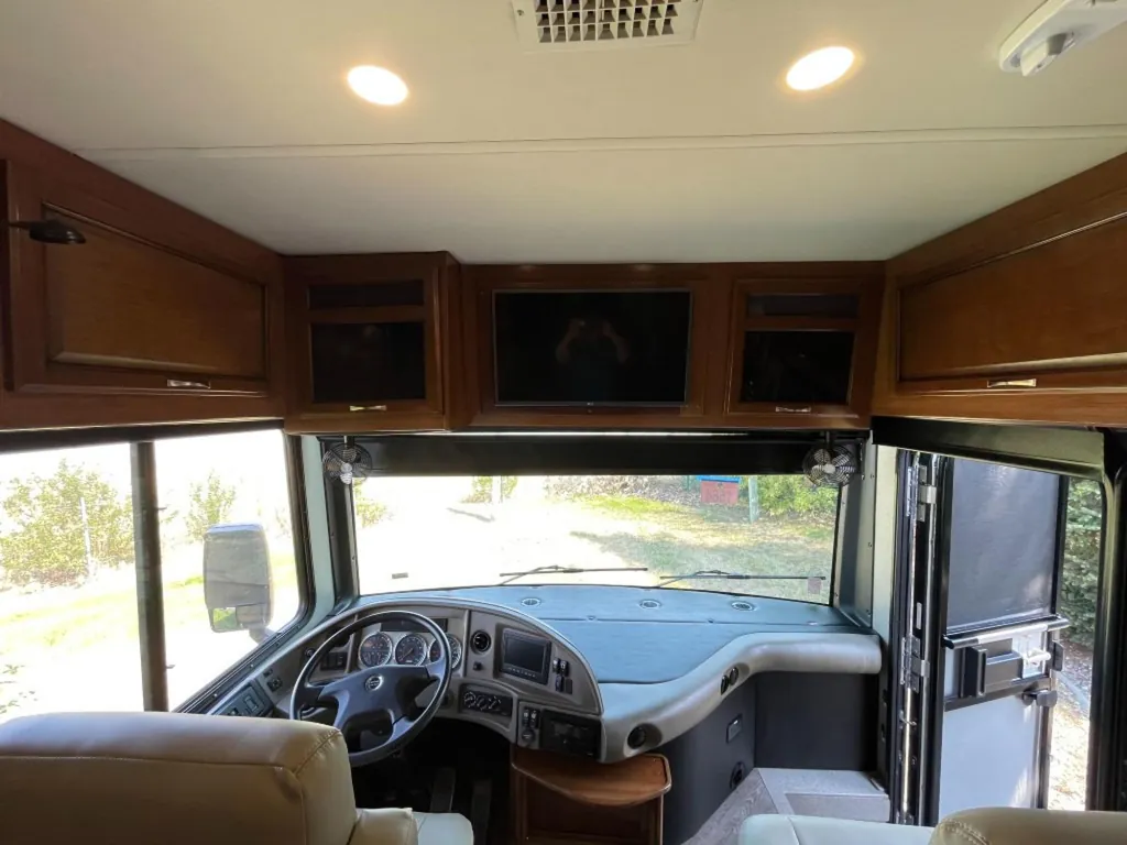 2018 Fleetwood Pace Arrow LXE 38K, Photos photo 37