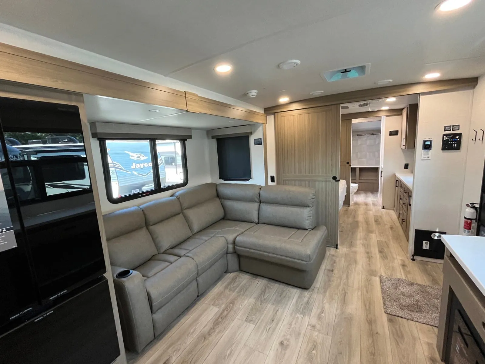 2027 Forest River Flagstaff Super Lite 27RKS - Photo 3