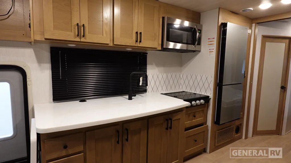 2027 NeXus RV Maximus 34MX, Photos photo 6