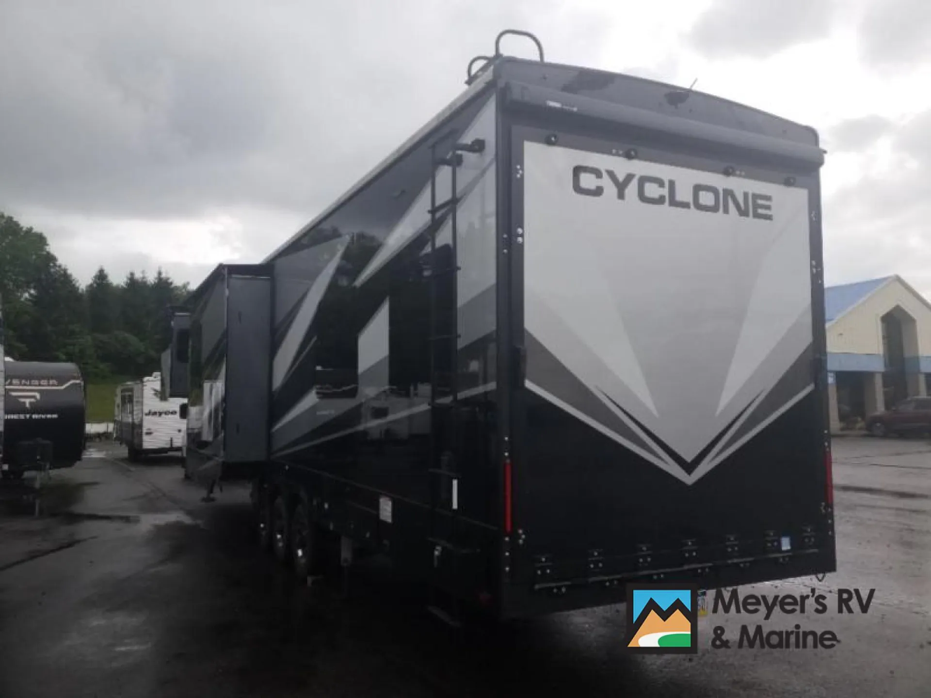 2023 Heartland Cyclone 4014C - Photo 3