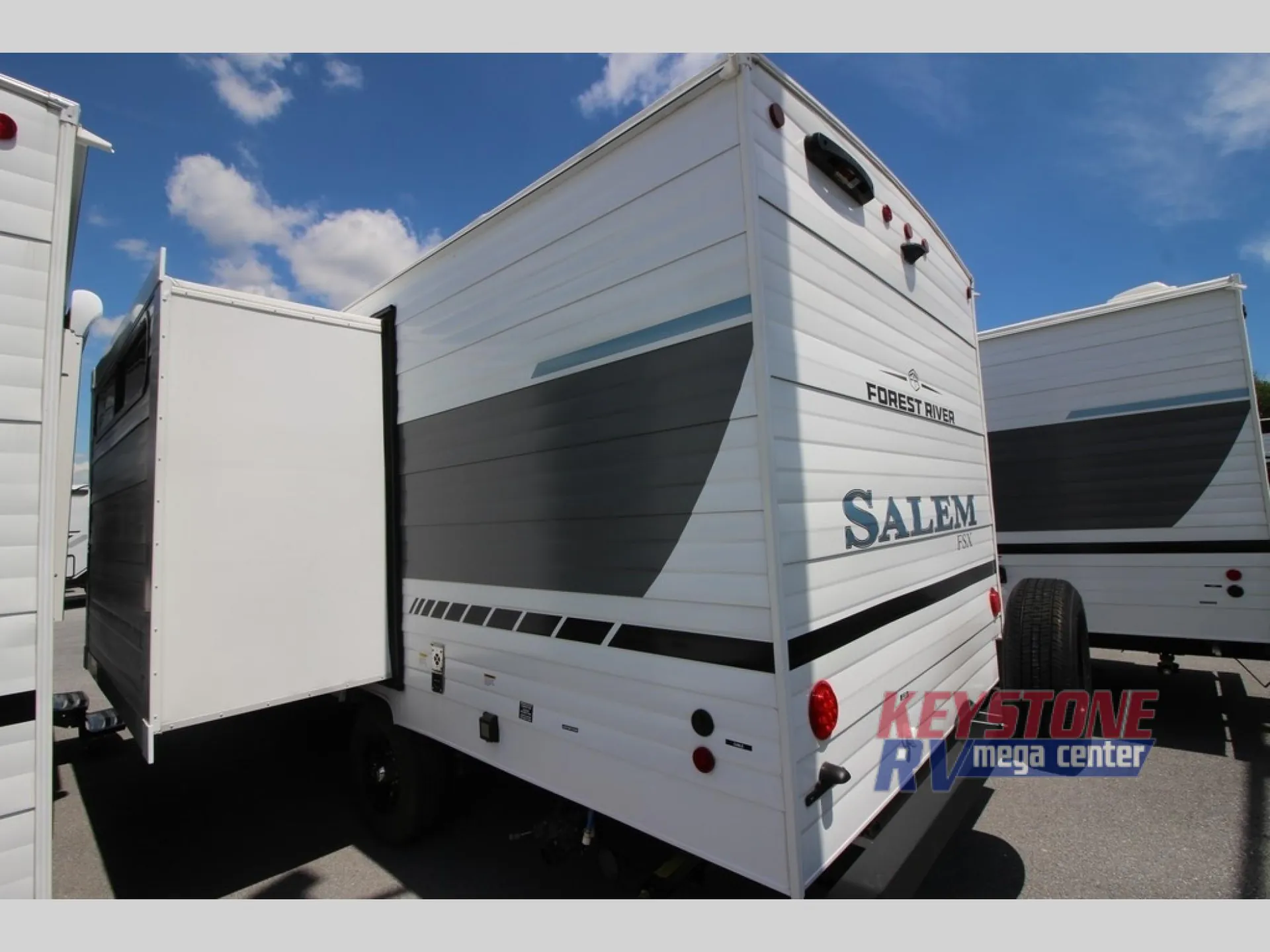 2026 Forest River Salem FSX 177ICE — Photo 6