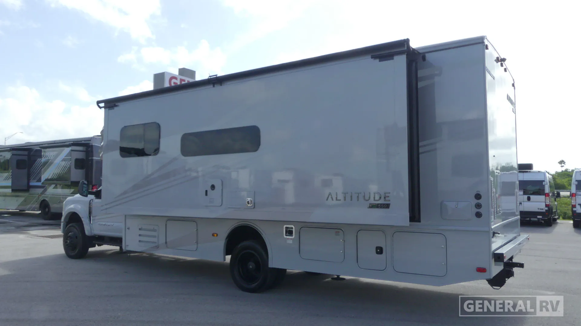 2026 Fleetwood Altitude FS550 30WM - Photo 4