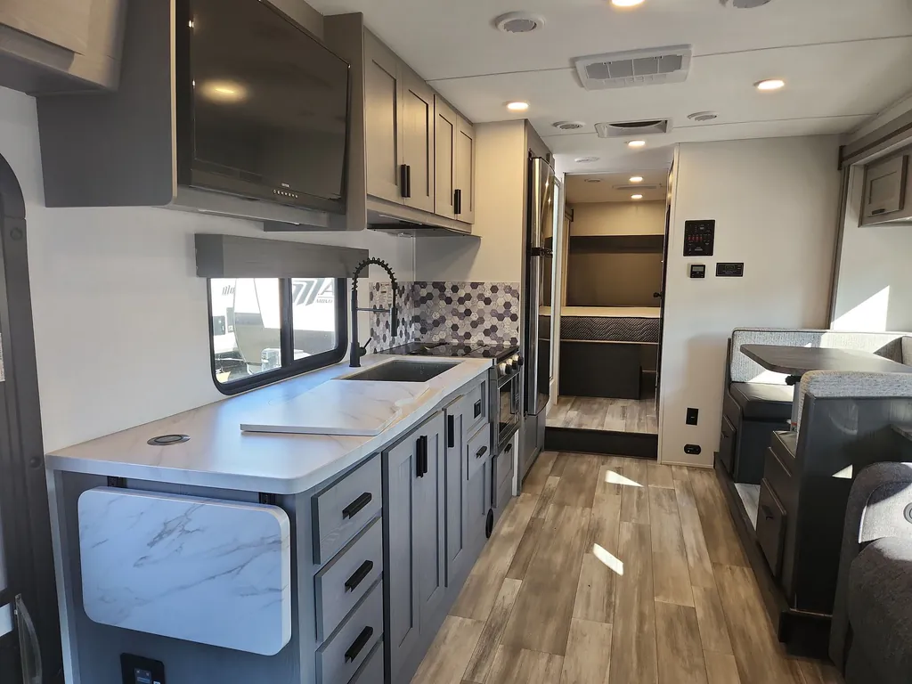 2024 Forest River Solera 32DSK, Photos photo 24