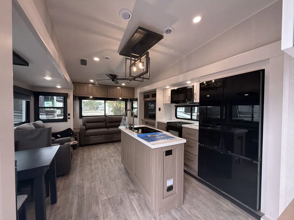 2026 Jayco Eagle 321RSTS, Photos photo 18