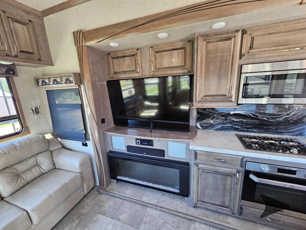 2020 Forest River Cedar Creek Champagne Edition 38EL, Photos photo 31