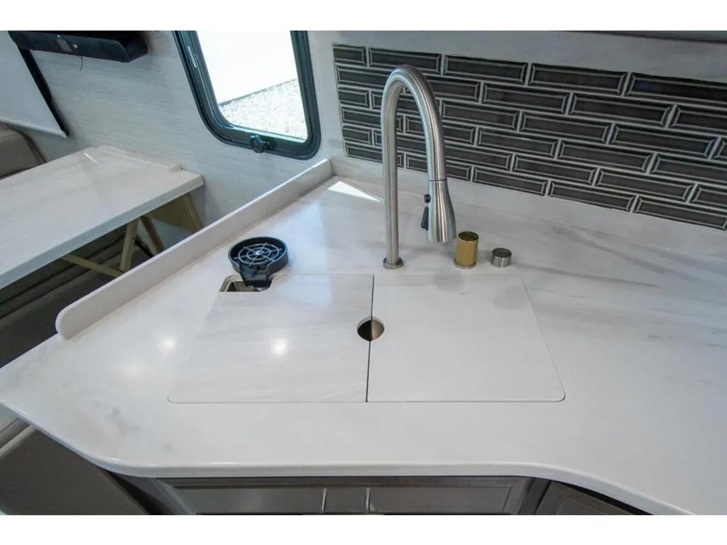2026 Forest River Berkshire 34B, Photos photo 19