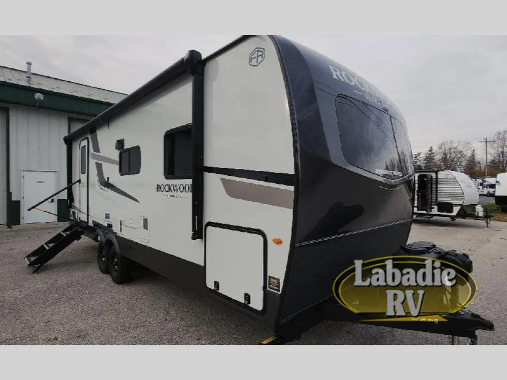 2026 Forest River Rockwood Ultra Lite 2606WS - Photo 2