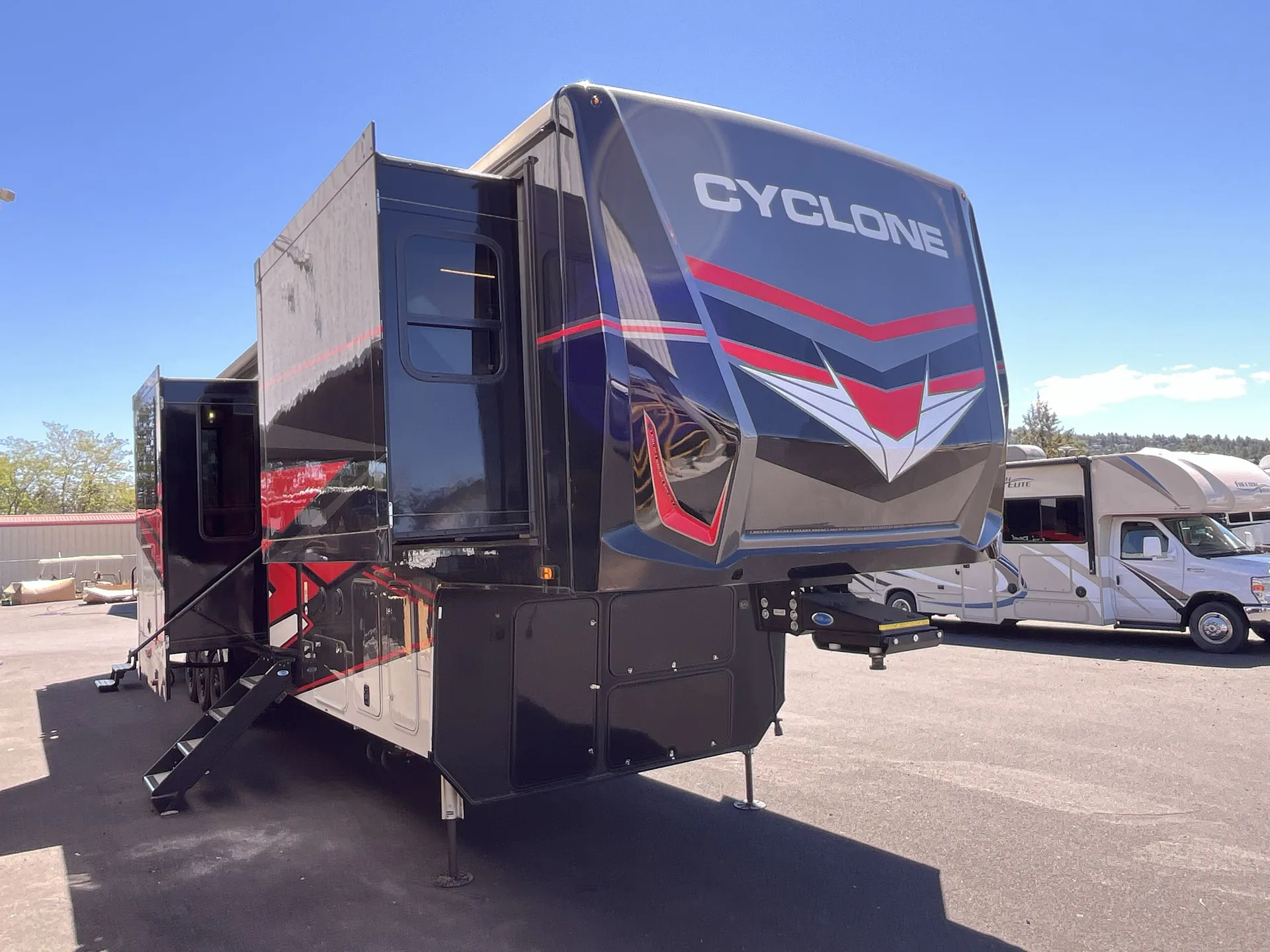 2025 Heartland Cyclone CY 4008