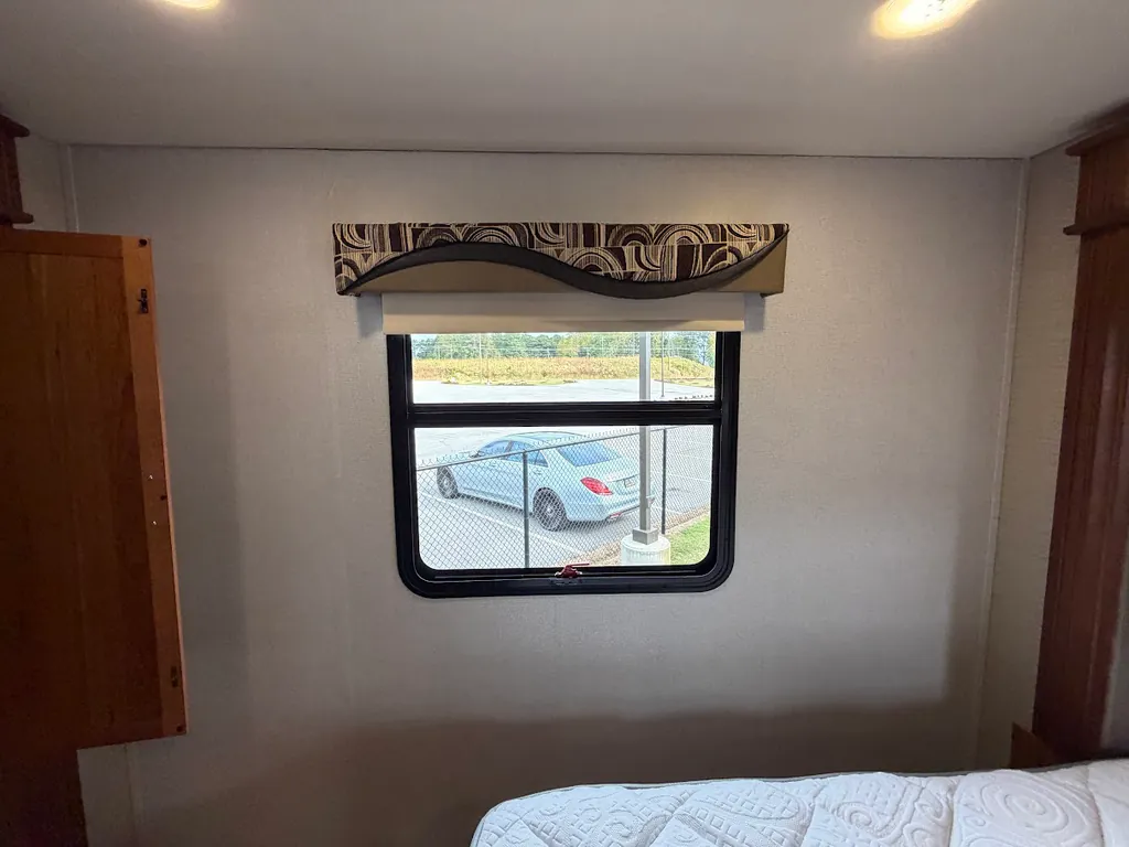 2017 Jayco Precept 35S, Photos photo 39