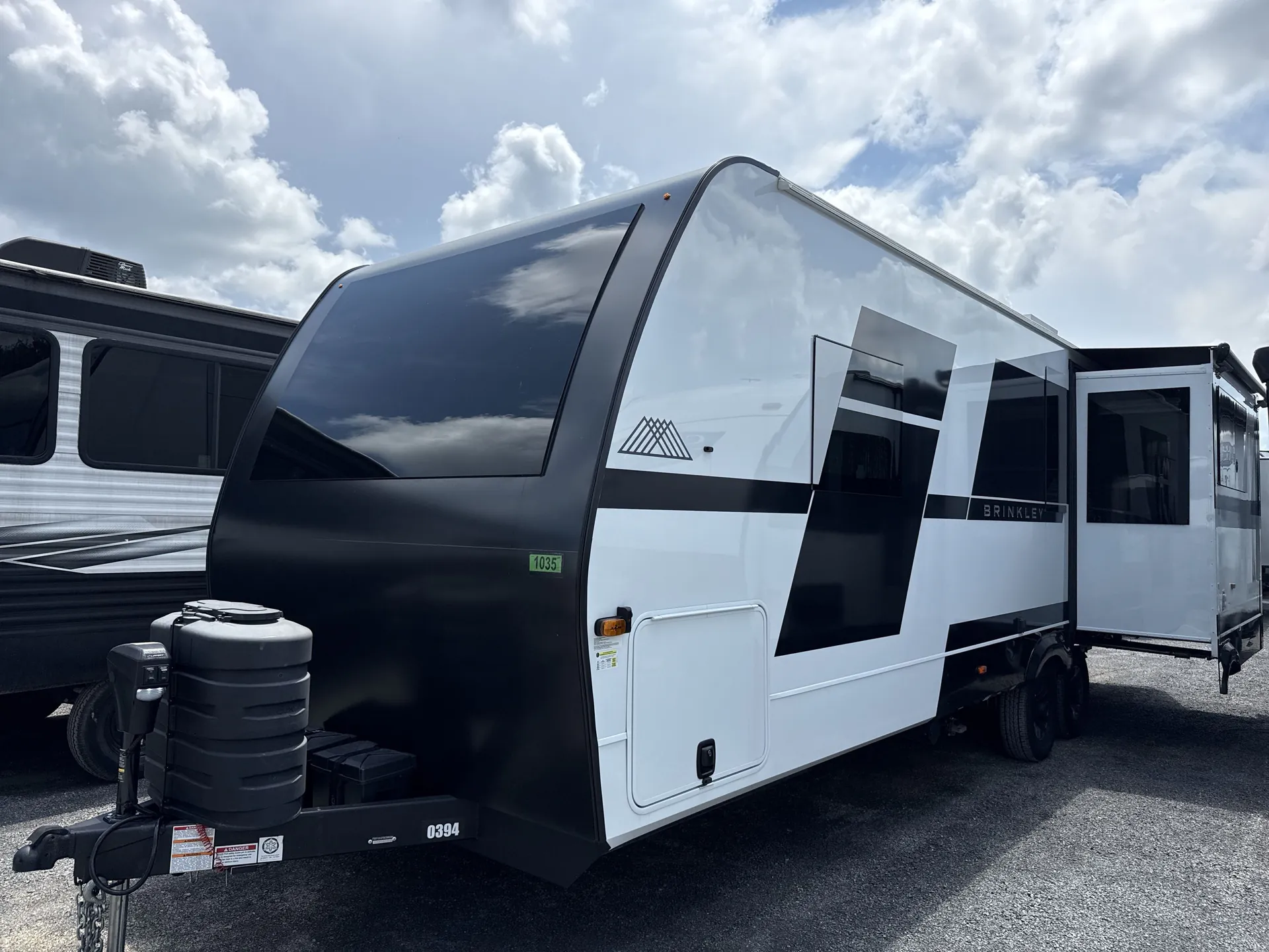 2025 Brinkley Model I 275