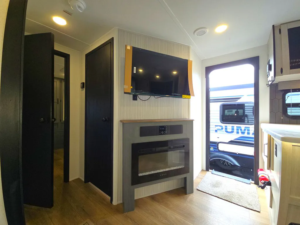 2027 Forest River Puma 32BHQS, Photos photo 5