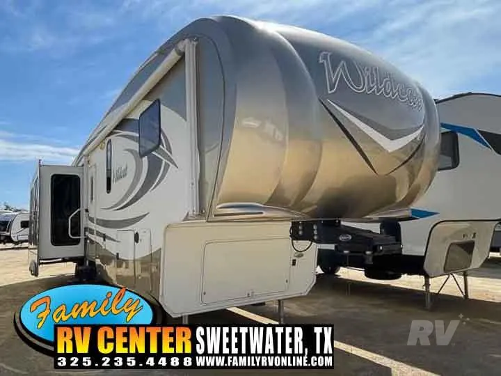 2015 Forest River Wildcat 333MK, Photos photo 30