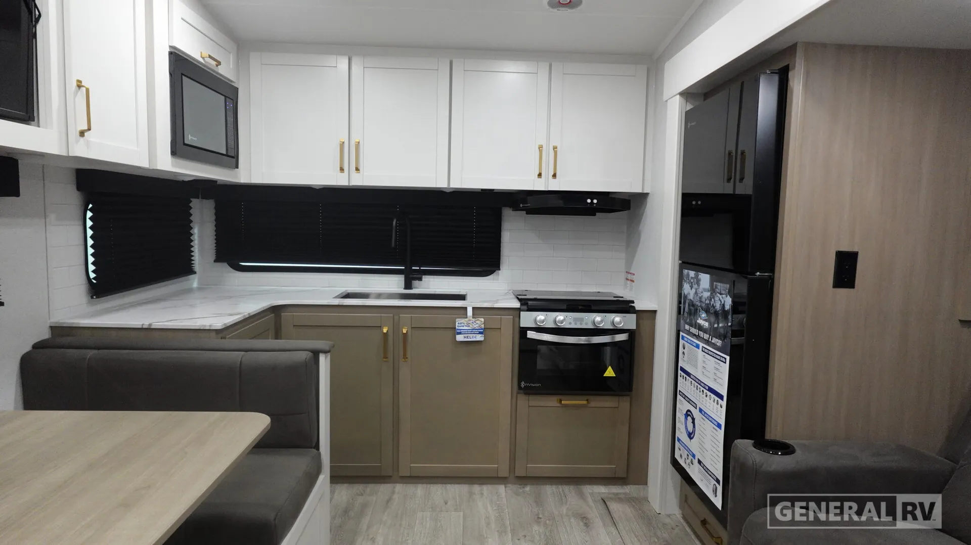 2027 Jayco Eagle SLE 24MLE - Photo 3