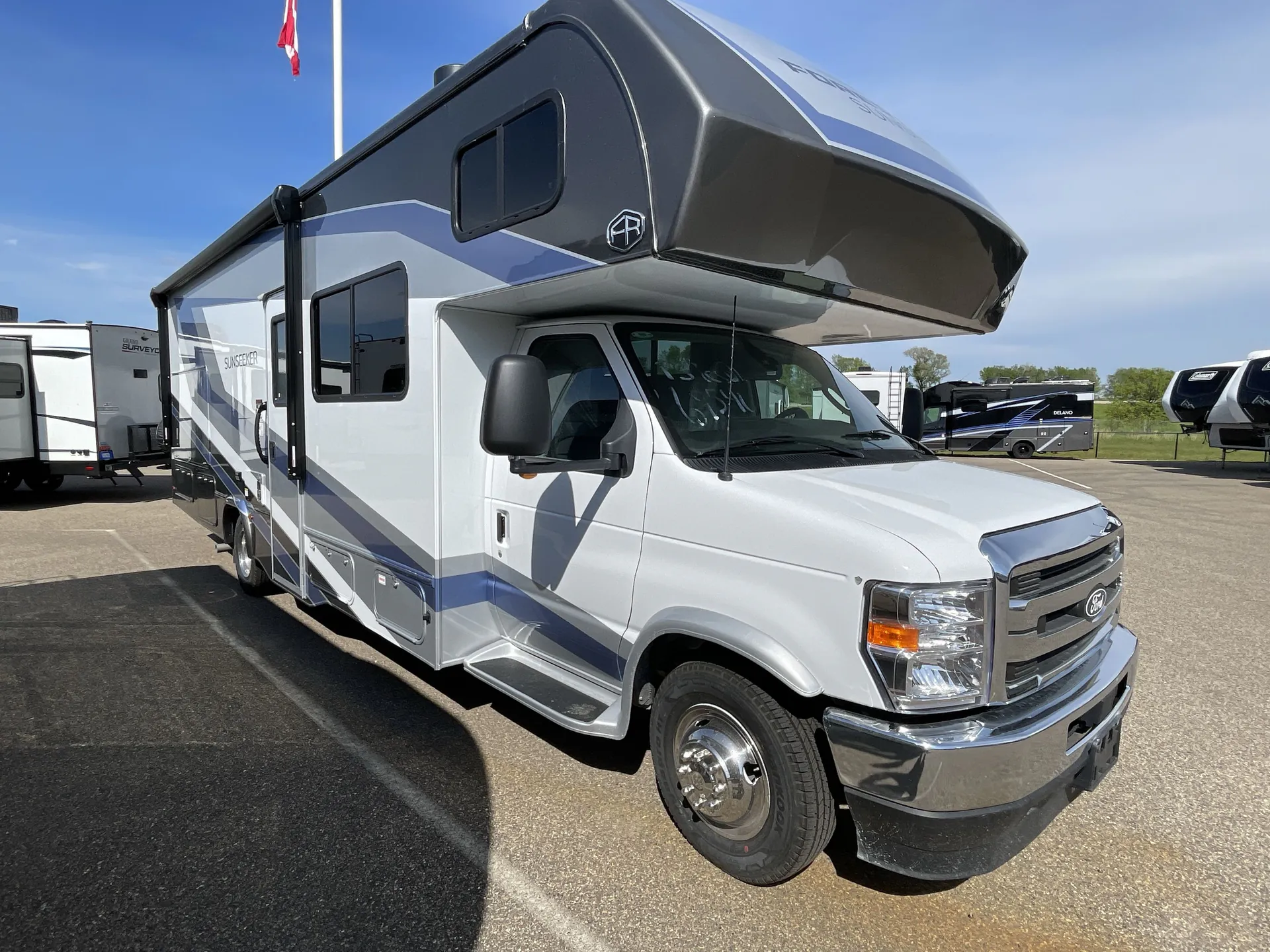 2026 Forest River Sunseeker 2860DS - Photo 2