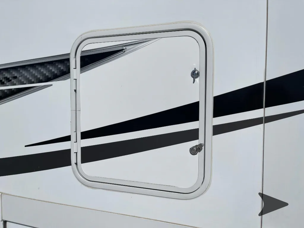 2020 Forest River Sunseeker 3040DS, Photos photo 20