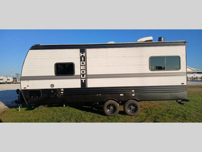 2025 Keystone RV Hideout Sport Double Axle 200RL - Photo 4