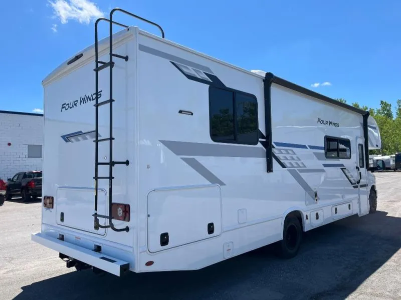 2027 Thor Motor Coach Four Winds 31H - Photo 3