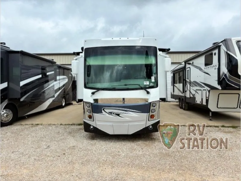 2023 Forest River Berkshire XL 40D - Photo 4