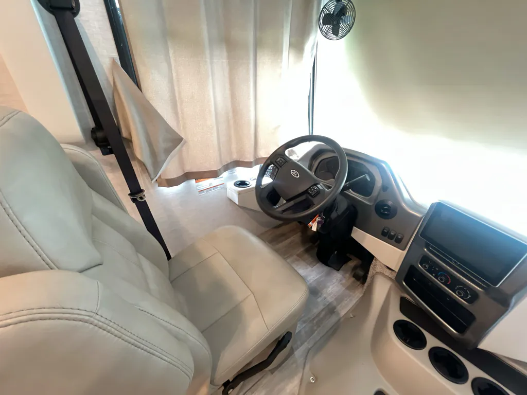 2024 Thor Motor Coach Freedom Traveler A29, Photos photo 26