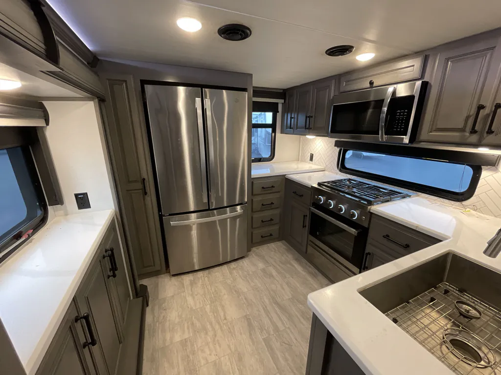 2024 Keystone Montana 3901RK, Photos photo 20